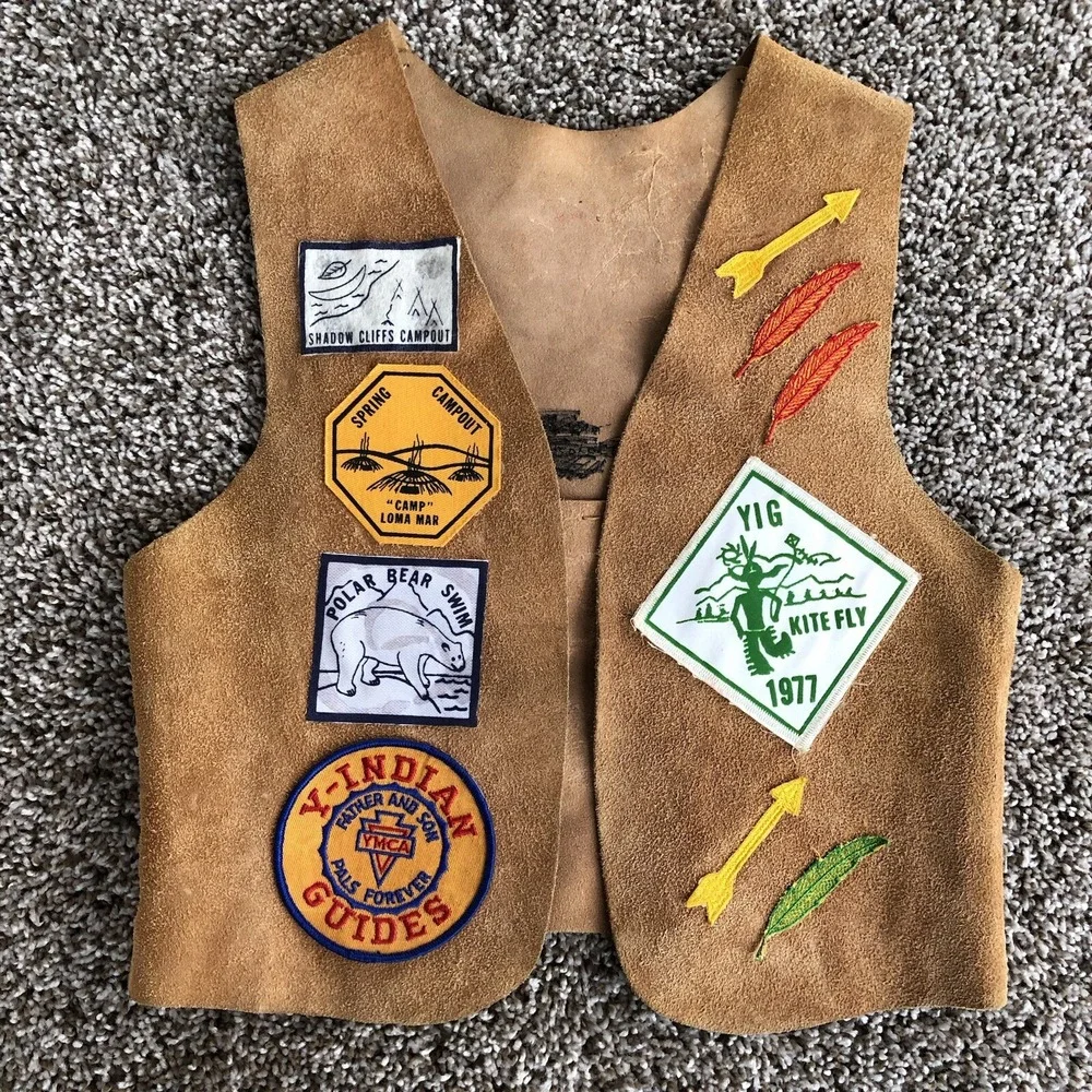 Vintage 70s Indian Guides YMCA Leather Kids Vest Patches Loma Mar CA Twin Valley